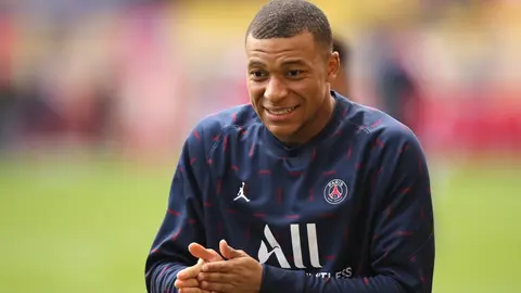 Barcelona: 'Entra en escena por el fichaje de Mbappé', según L'Equipe