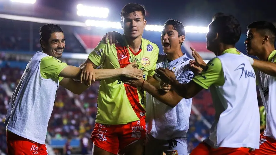 Atlético Morelia afianzó la mitad del Campeón de Campeones tras vencer al Atlante