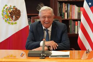 AMLO: Anunció encuesta para suspender el horario de verano