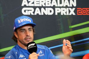 Fernando Alonso: Fue sancionado con cinco segundos y perdió dos lugares