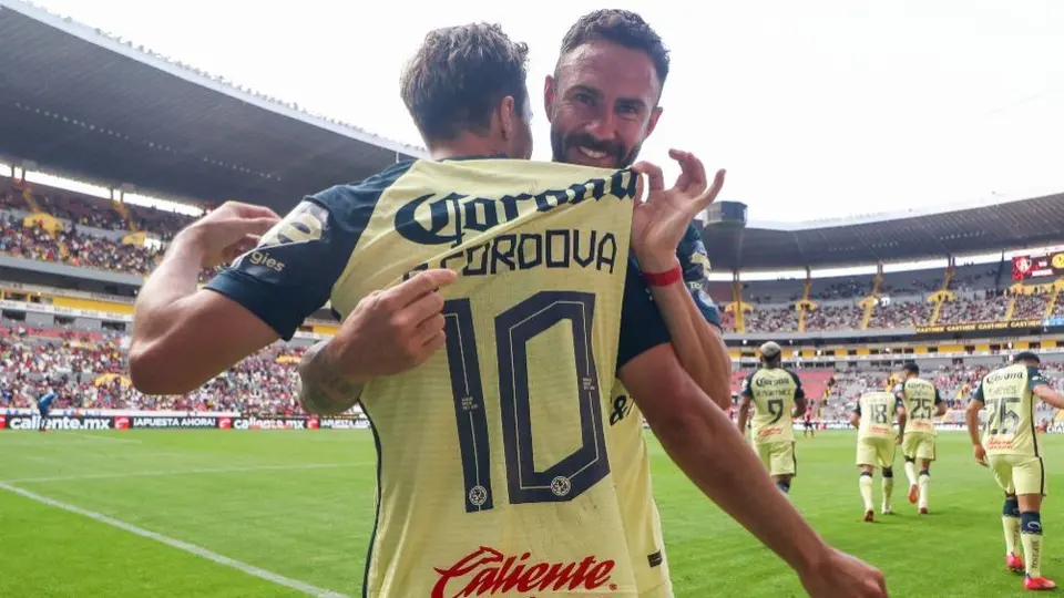 Iván 'Bam-Bam' Zamorano sobre el '10' del América: 'No es una maldición, es una bendición'