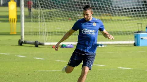 Alejandro Mayorga publicó tierna foto portando los colores de La Máquina