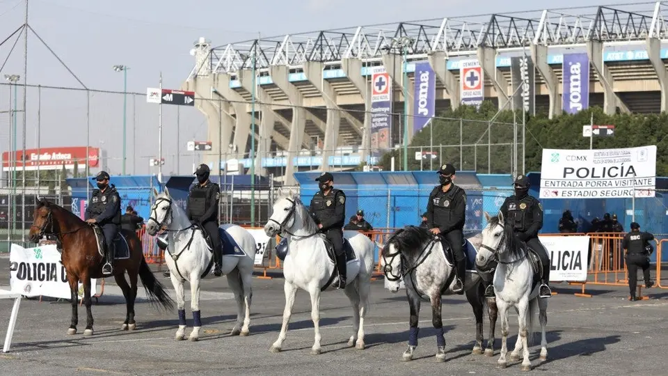 Cruz Azul vs Pumas: Seguridad exhaustiva en los accesos del Estadio Azteca