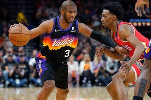 NBA: Suns aprovechó la localía y derrotó en el primero a los Pelicans