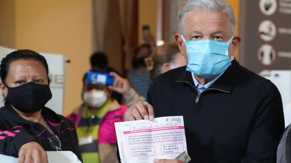 AMLO sobre la Revocación de Mandato: 'Esto nos va a ayudar a que nadie se sienta absoluto'