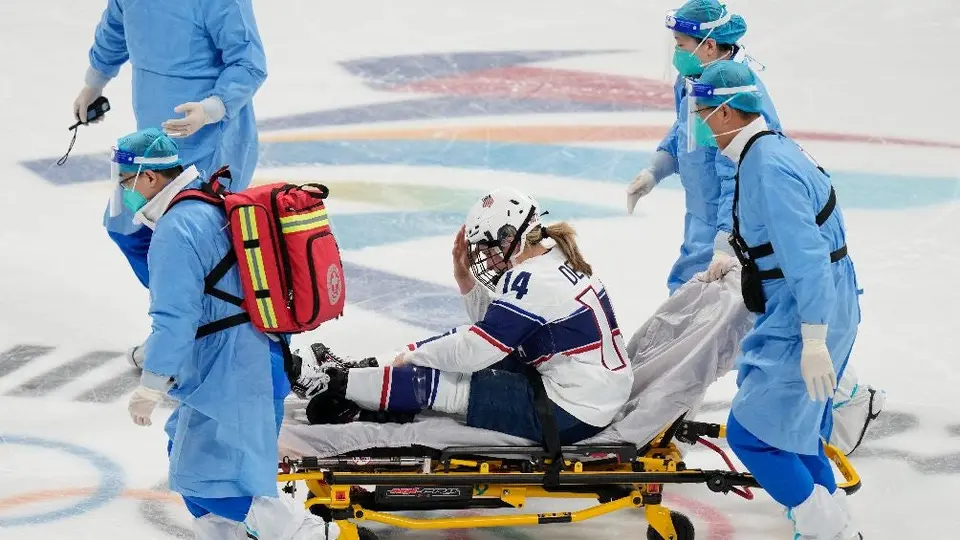 Beijing 2022: Brianna Decker sufrió impactante lesión durante partido de hockey