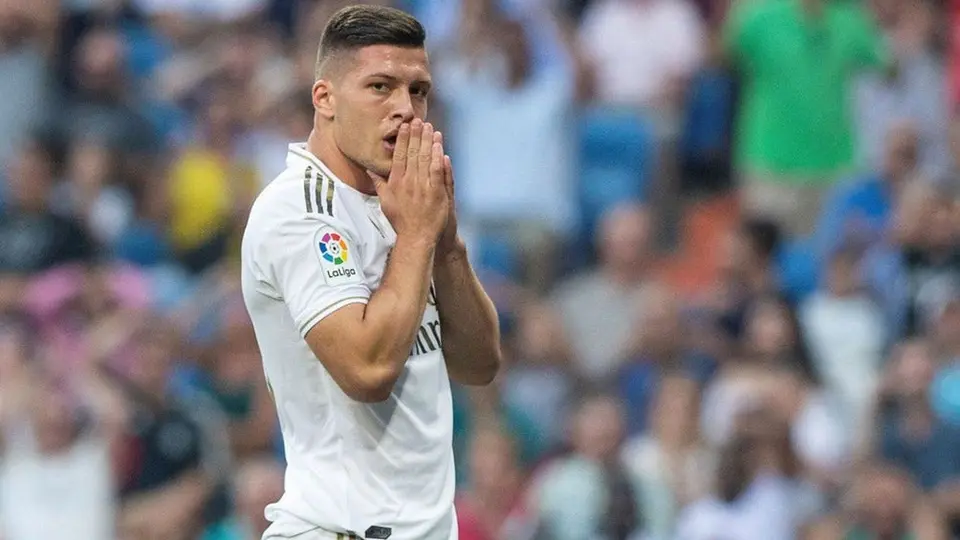 Real Madrid: Luka Jovic dio positivo a Covid-19; suman cinco casos