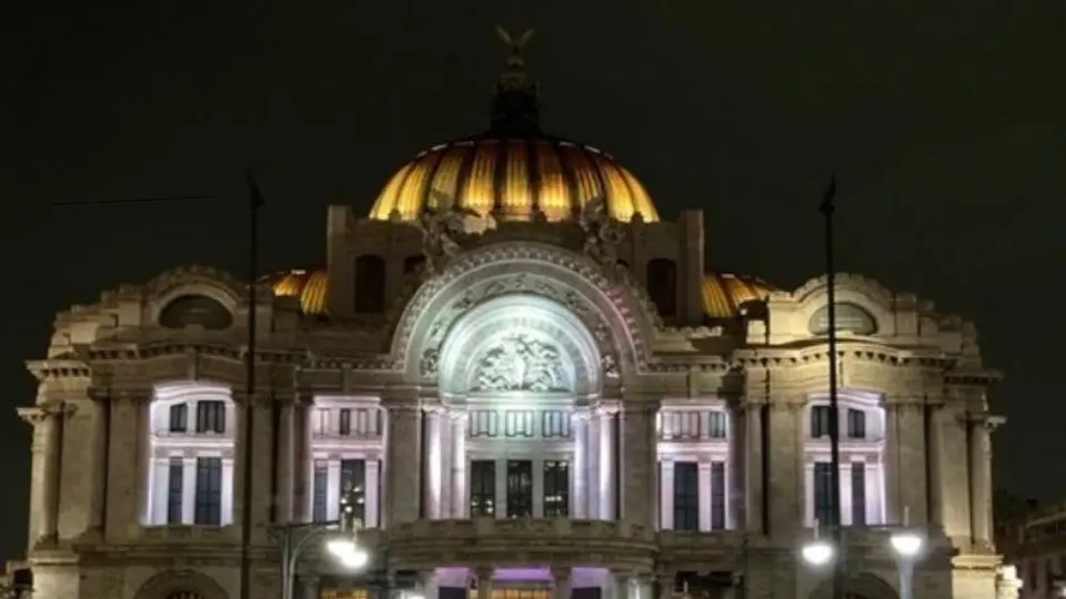 Nuevos impuestos para 2022: museos, pasaporte, apps, emplacado y predial