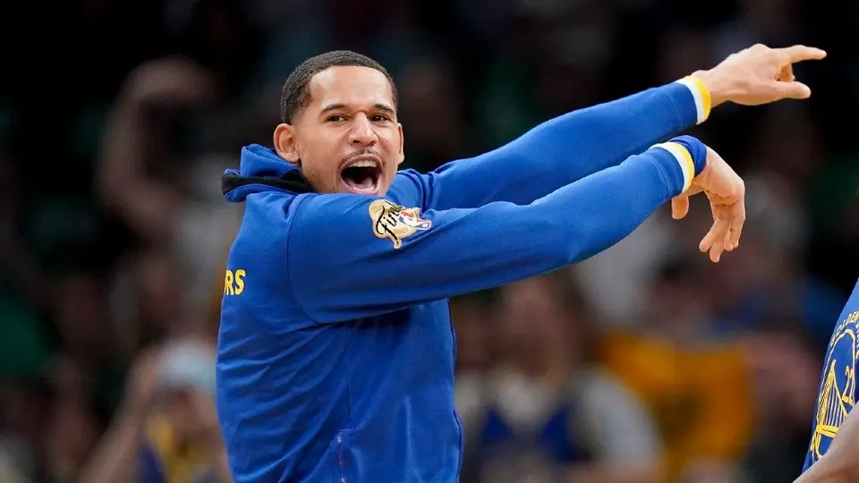 Juan Toscano-Anderson se convierte en el primer mexicano en ganar la NBA