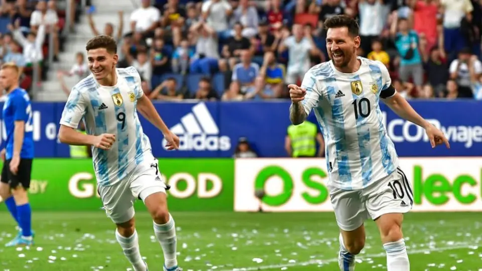 Scaloni sobre Messi: 'No creo que sea patrimonio de Argentina, sino del mundo'