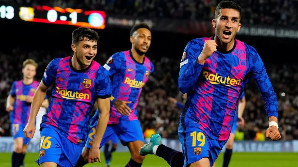 Barcelona: Ferrán Torres firmó diana sin el escudo blaugrana ni logo de Nike