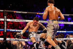 Óscar Valdez: Perdió el invicto y el título mundial Superpluma del CMB ante Shakur Stevenson