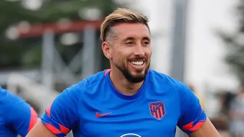 Héctor Herrera volvió a la convocatoria del Atlético tras superar lesión