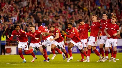 Premier League: Nottingham Forest, Campeón de dos Copas de Europa, ascendió tras 23 años