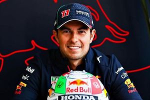 Checo Pérez: 'Cambiar de equipo es una labor subestimada por los pilotos'