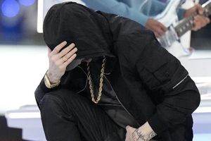 Eminem: NFL sabía que el rapero se iba a arrodillar en show intermedio