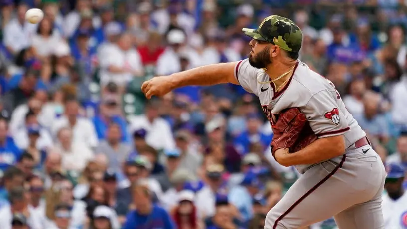 Humberto Castellanos: Tercera victoria del mexicano en triunfo de D-Backs sobre Cubs