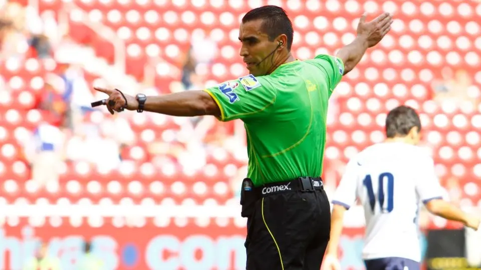 Chiquimarco Rodríguez: 'Hoy los árbitros quieren que el VAR resuelva todo, ya no corren'