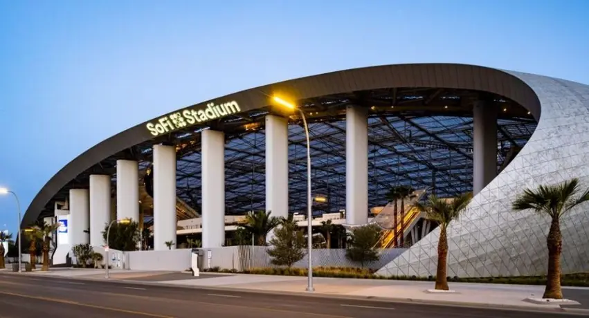 Aficionada de los Rams demandó al SoFi Stadium por sufrir una lesión