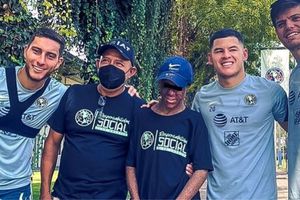 América cumplió el sueño de pequeño aficionado de las Águilas