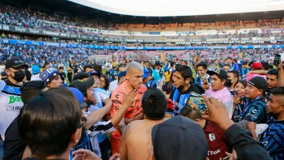 Washington Aguerre: 'Ayer había animales en la tribuna, no respetaban a nadie'