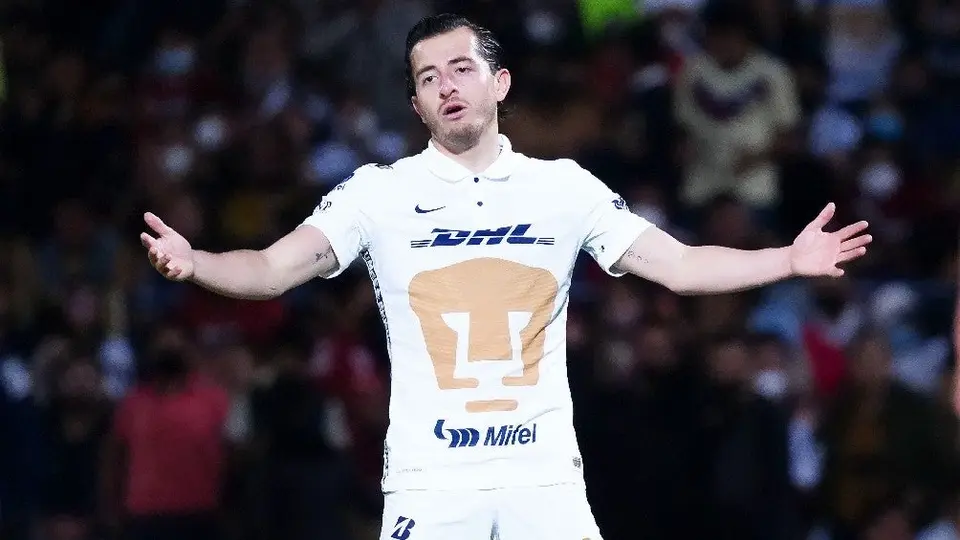 Alan Mozo: Analista deportivo le sugirió al jugador de Pumas 'comprar boletos para Bad Bunny'