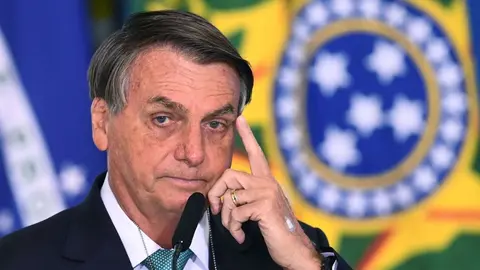 Video: Bolsonaro, presidente de Brasil, fue abucheado en un partido de Santos