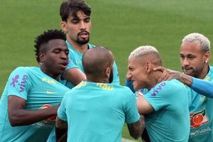 Richarlison y Vinicius Jr se 'pelearon' durante entrenamiento de Brasil