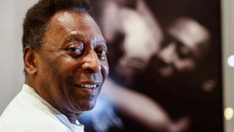 Pelé: Continuará internado en el hospital tras contraer una infección urinaria
