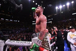 Ricky Hatton sobre Canelo Álvarez: ‘Mayweather creó un monstruo en 2013’