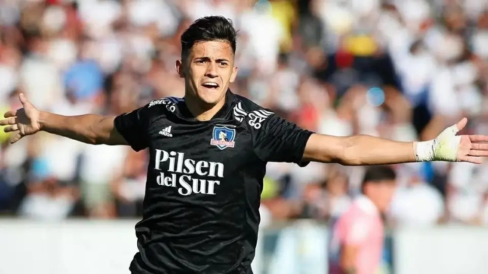 América: Pablo Solari no llegará por la Libertadores; Colo Colo ofreció venderlo en el verano