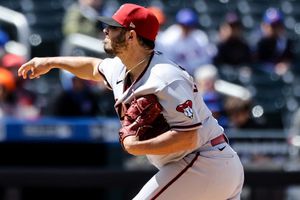Humberto Castellanos: Mexicano brilló en apertura con D-backs en derrota ante Mets
