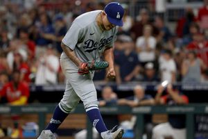 Julio Urías: Quinto triunfo del mexicano en la temporada con Dodgers