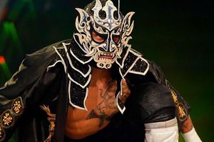 Fénix: Descartan fractura tras escalofriante lesión en AEW Dynamite