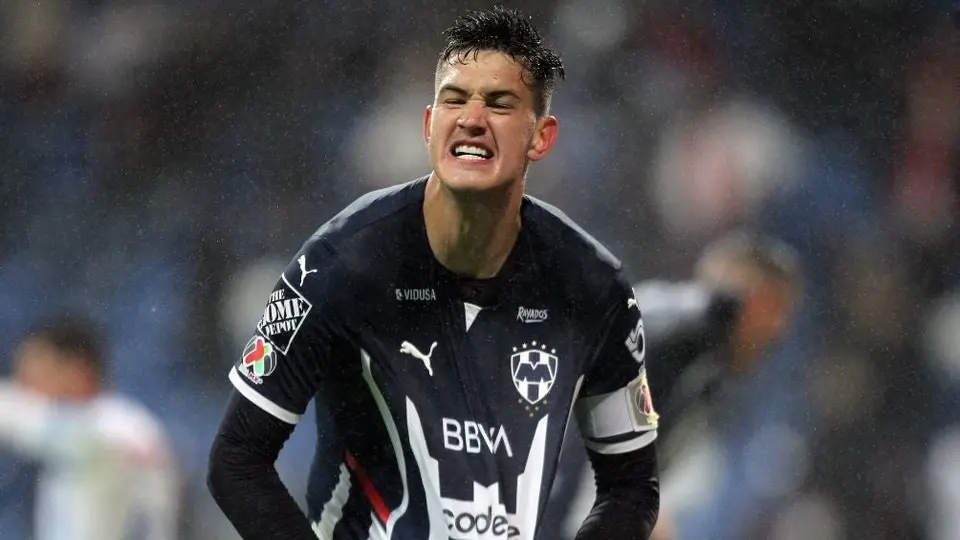 Rayados: César Montes, positivo en prueba PCR y no viajó a Emiratos Árabes Unidos