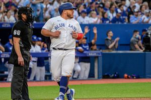 Alejandro Kirk: Mexicano brilló, pero Blue Jays cayó ante Yankees