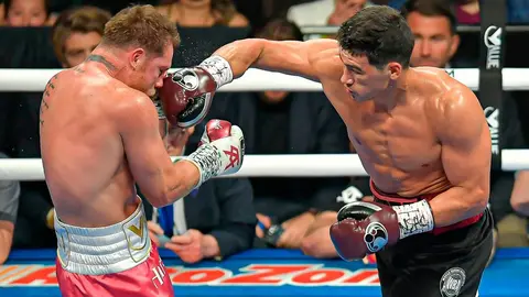 Dmitrii Bivol tras salir victorioso: "No esperaba al mejor ‘Canelo’, yo creí que podía ganar”