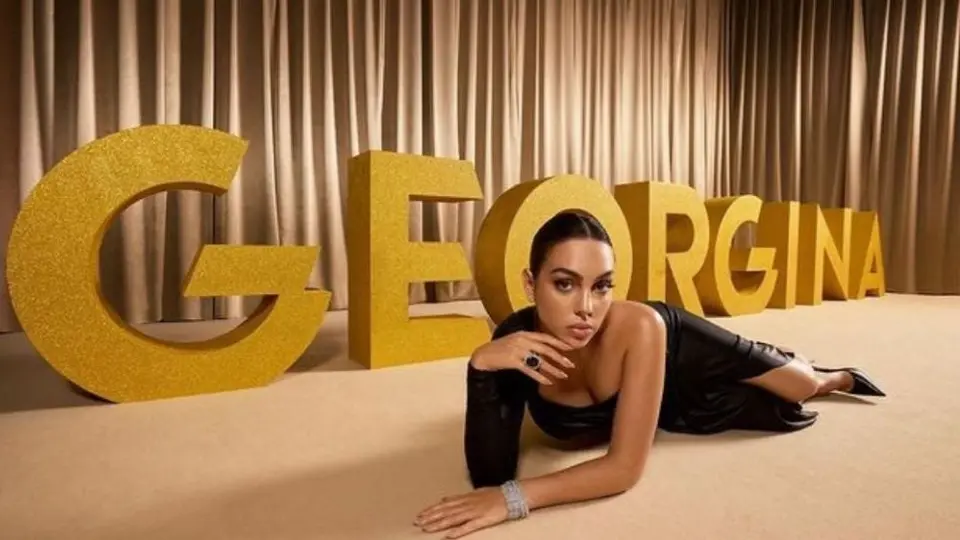 Georgina Rodríguez: 'Antes dormía en el piso y vendía bolsas de Serrano, ahora los colecciono'