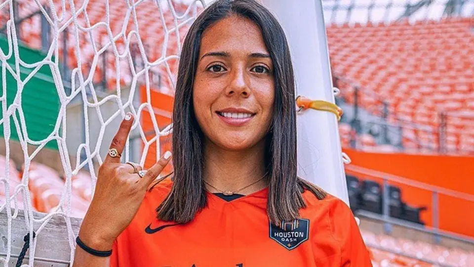 María Sánchez: Fichó con el Houston Dash tras finalizar su etapa en Tigres