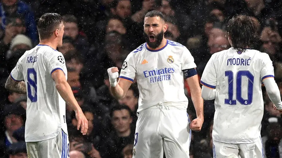 Real Madrid: Benzema se robó las portadas de los diarios deportivos tras triplete en Champions