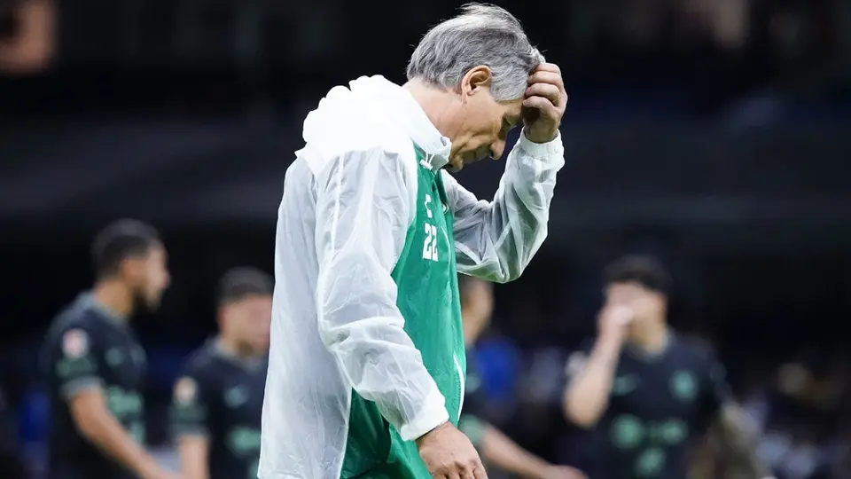León: Ariel Holan dejó de ser técnico de La Fiera