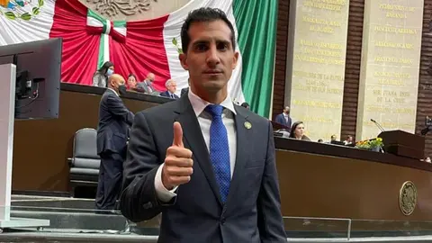 Rommel Pacheco recibió críticas duras tras votar en contra de la Reforma Energética