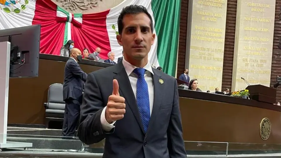Rommel Pacheco recibió críticas duras tras votar en contra de la Reforma Energética