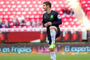 Chivas estrenó su nueva playera de eSports previo a enfrentar a Mazatlán