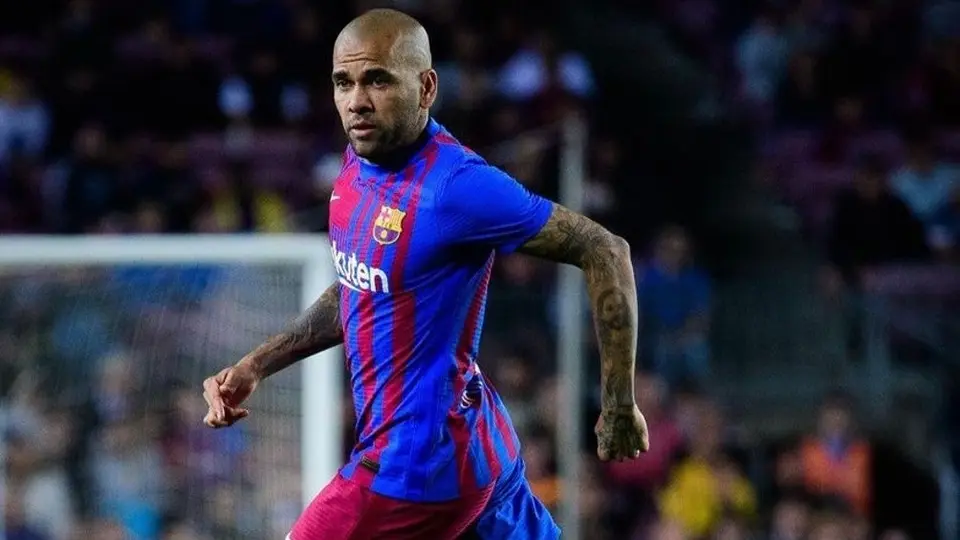 Dani Alves sobre su futuro en el Barcelona: 'No depende de mí que siga'