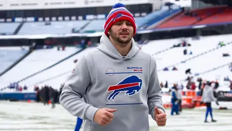 Exjugador de la NFL le recomendó a Josh Allen tomar Viagra para combatir el frío