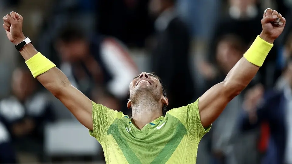 Roland Garros: Rafa Nadal venció a Djokovic y el sueño por el título continua