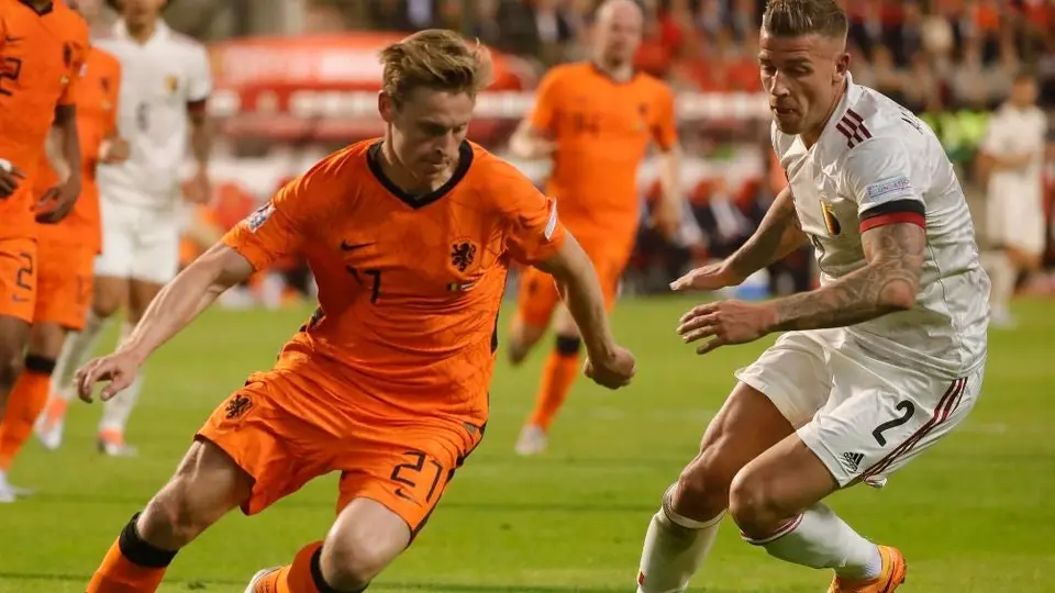 Barcelona: Recibió oferta del Manchester United por Frenkie de Jong