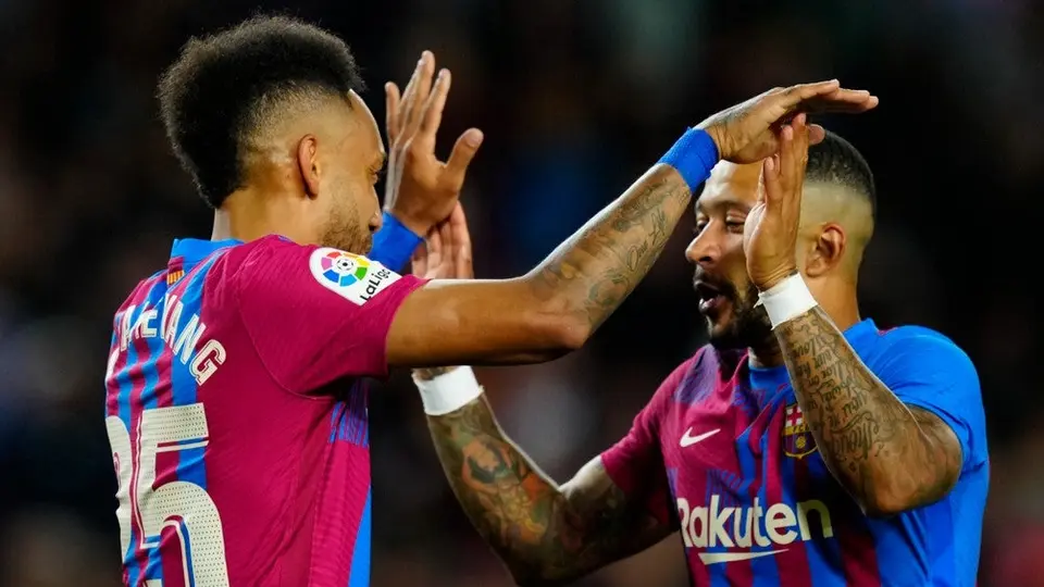 Néstor Araujo: Barcelona derrotó al Celta de Vigo con doblete de Aubameyang