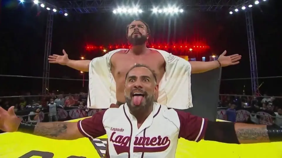 Triplemanía XXX: Andrade El Ídolo con la mira en Psycho Clown